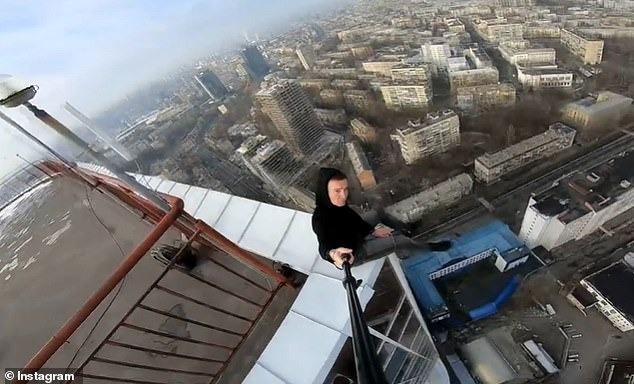 Sống ảo trên các tòa nhà chọc trời, chàng trai ra đi ở tuổi 30 khi leo lên tòa tháp ở Hong Kong-2