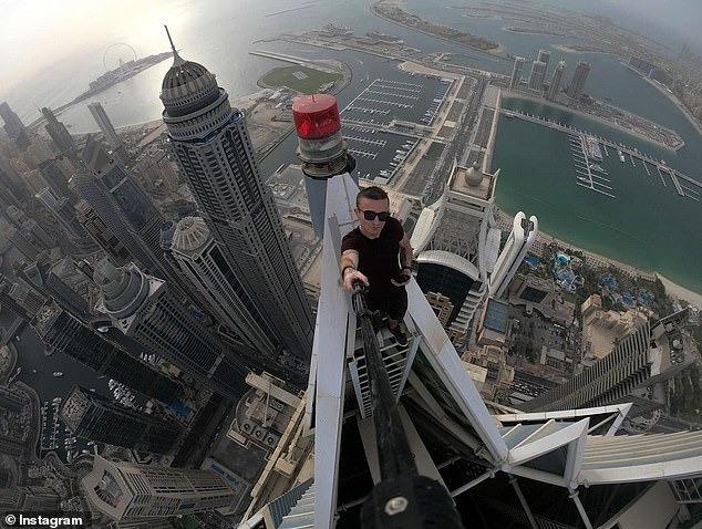 Sống ảo trên các tòa nhà chọc trời, chàng trai ra đi ở tuổi 30 khi leo lên tòa tháp ở Hong Kong-5