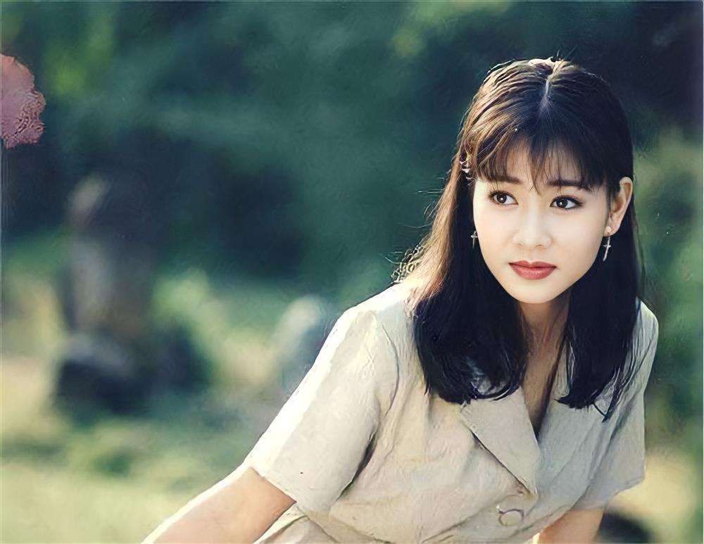 Thu Minh nén cơn ghen, dành 1 tháng chinh phục bạn trai ngoại tình nhờ sách-2