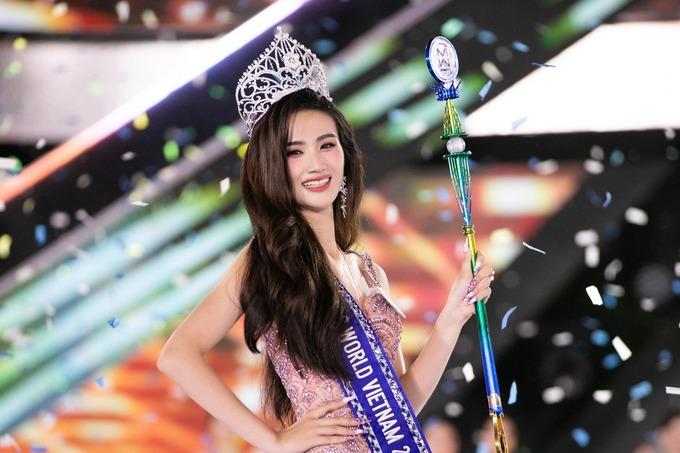 Bị yêu cầu tước ngôi vị, Hoa hậu Ý Nhi lên tiếng: Mong có cơ hội sửa sai-1