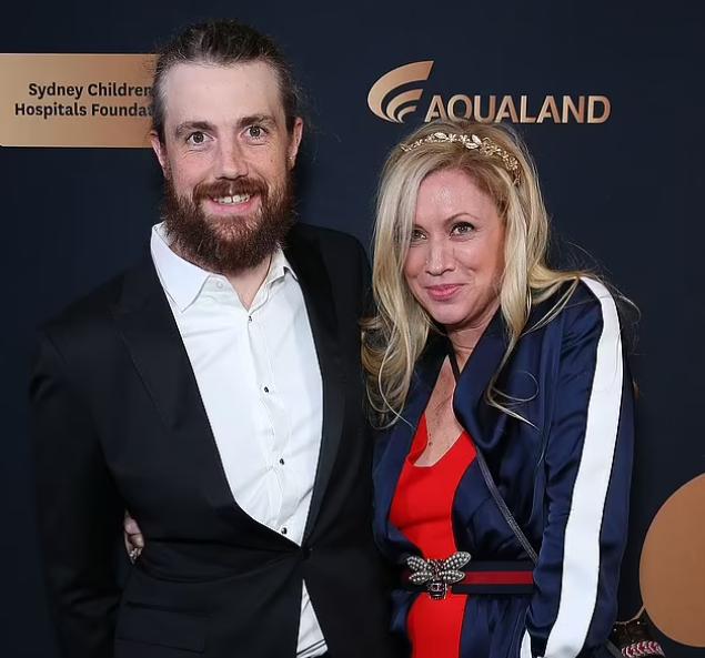 Cặp đôi tỷ phú chia tay sau 13 năm gắn bó, khép lại một chuyện tình đẹp-1