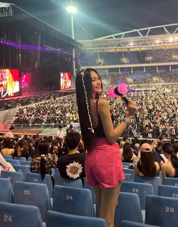 Doãn Hải My, Mai Hà Trang xả ảnh xinh lung linh hậu concert BLACKPINK-1