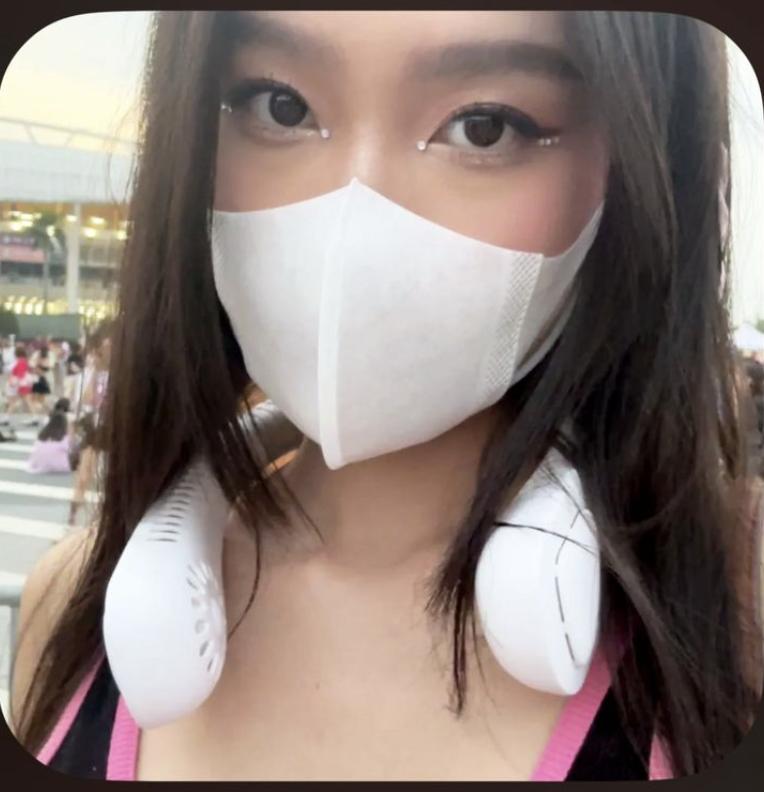 Doãn Hải My, Mai Hà Trang xả ảnh xinh lung linh hậu concert BLACKPINK-3