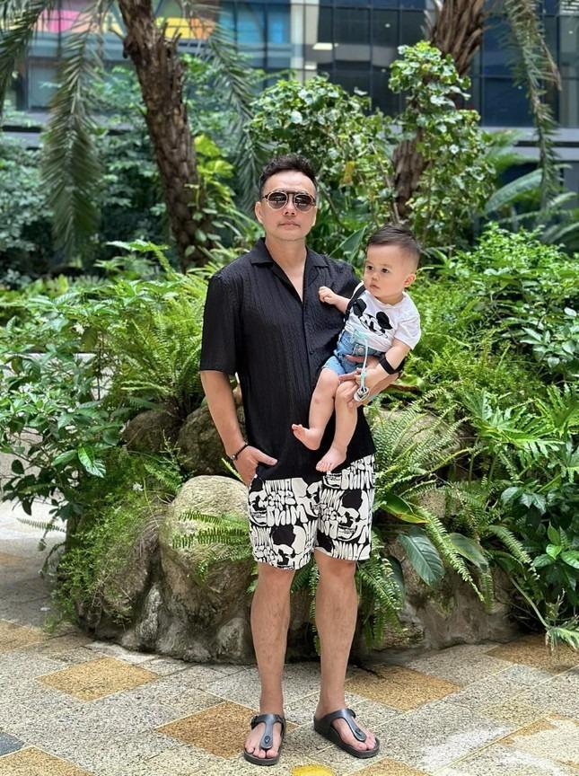 Ông bố U50 ở Hà Nội gây sốt vì chăm con khéo, nấu ăn như đầu bếp nhà hàng-2