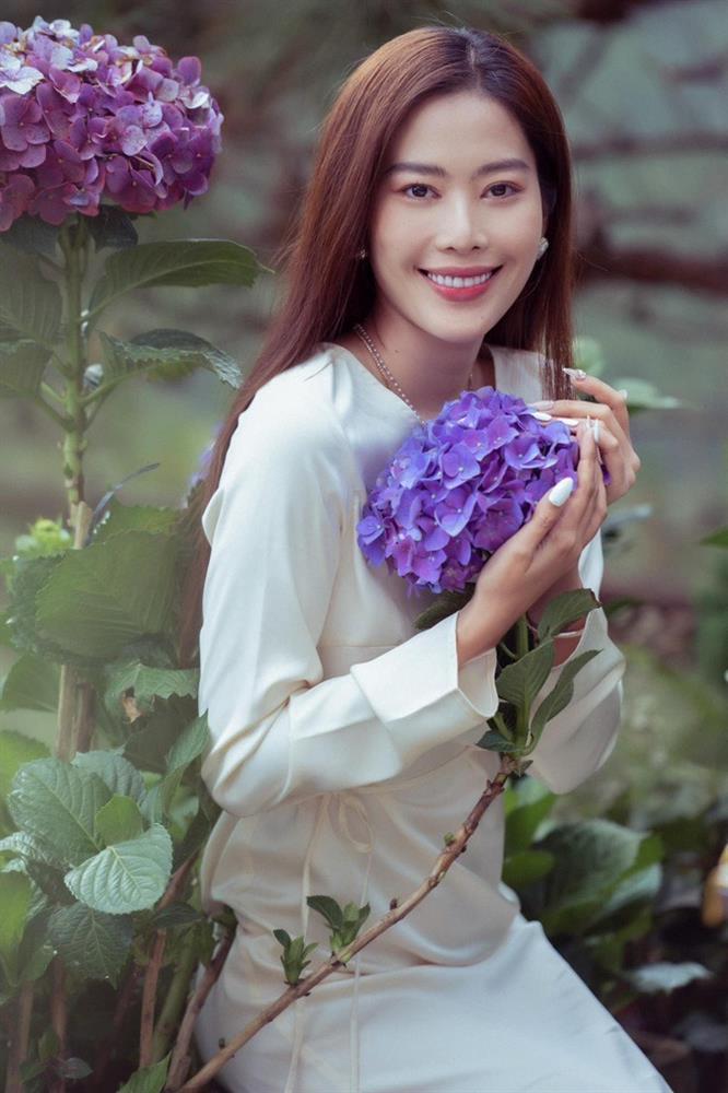 Nam Em sau khi thi hoa hậu: Lên Đà Lạt ở ẩn, bất ngờ công khai bạn trai-10