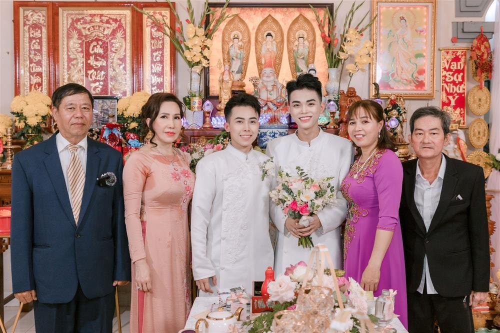 Chuyện đời kỳ lạ của cặp chồng già... mang thai, chàng vợ trẻ sắp làm bố-3