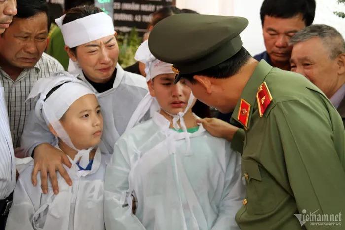 Ba cảnh sát giao thông hy sinh trên đèo Bảo Lộc trong ký ức người ở lại-4