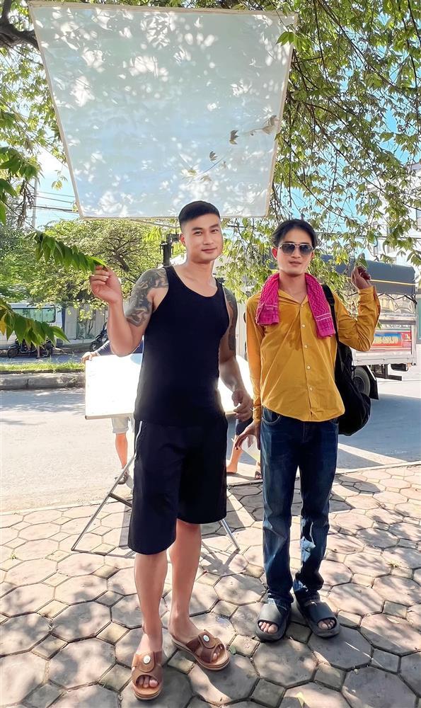 Khán giả đòi bỏ phim Làng Trong Phố, muốn đạo diễn chữa giọng khàn cho Mến-2