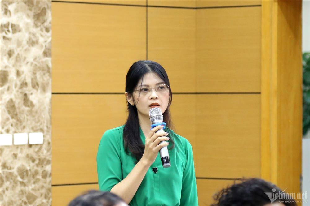 Vũ công nhảy múa ở quán bar bãi biển Hạ Long: Không vi phạm vì đã được cấp phép-3