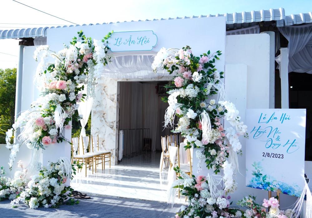 Hồ Quang Hiếu đọc lời hứa trước hôn nhân trong lễ ăn hỏi vợ kém 17 tuổi-12