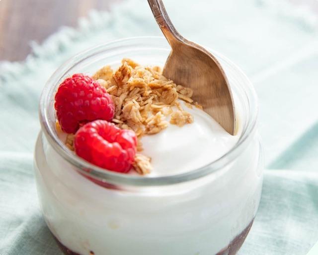 3 việc nên và không nên khi ăn sữa chua để tốt cho đường ruột và hấp thụ canxi tốt nhất-2