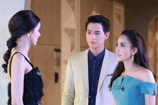 Vợ cũ của chồng tìm đến tận nhà xin tiền, tôi cho ngay 100 triệu