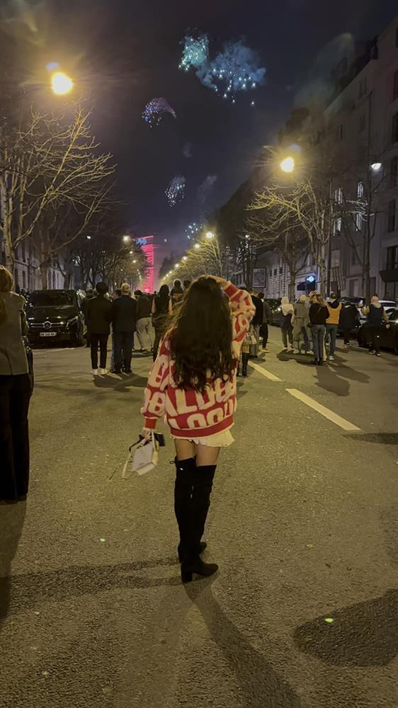 Con gái Hoa hậu Nguyễn Thị Huyền: Chiều cao gần vượt mẹ, nhan sắc gây chú ý-6