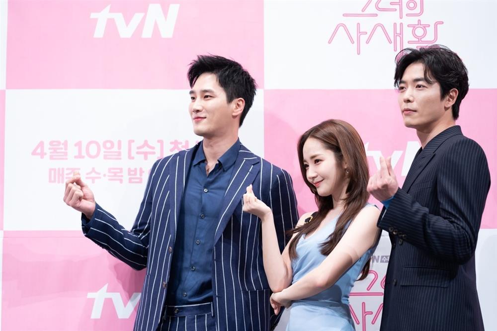 Bạn trai Jisoo hẹn hò loạt mỹ nhân xứ: Han So Hee có cảnh nóng-5