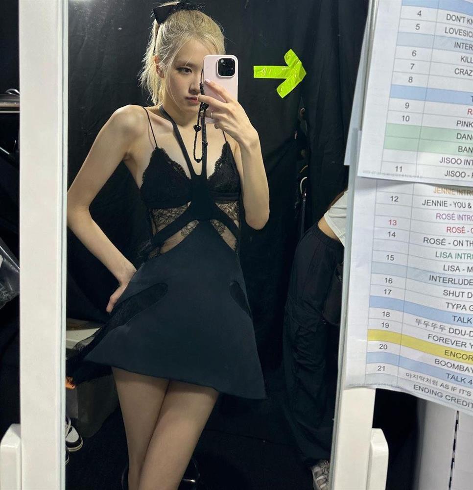 Váy Đầm Dự Tiệc Đi Biển Sang Chảnh Hở Lưng Sexy BLACK ROSE Váy 2 Dây Hoa  Đẹp Cao Cấp | Shopee Việt Nam