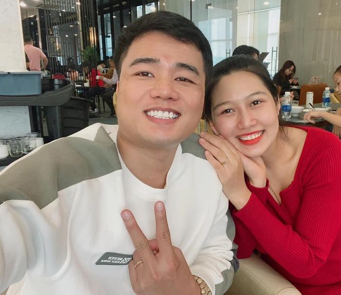 Bị mỉa mai lấy chồng vì tiền, vợ chàng trai không chân Tô Đình Khánh nói gì?-1