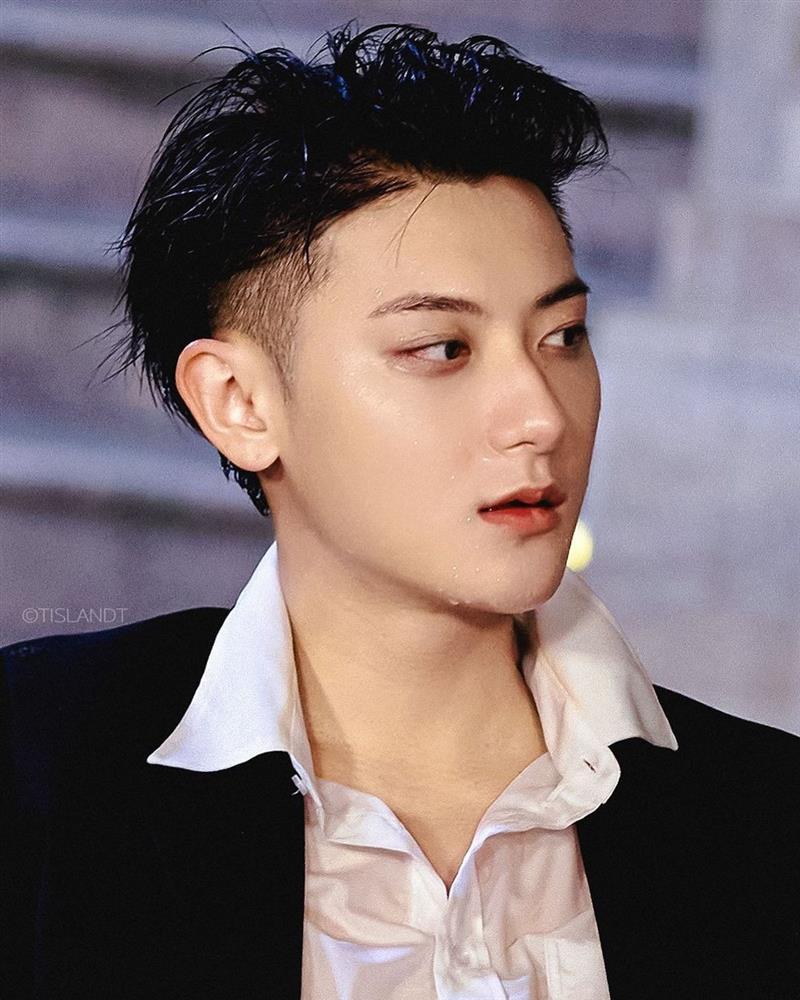 Sao nam Trung Quốc được bình chọn đẹp trai nhất 2023-9