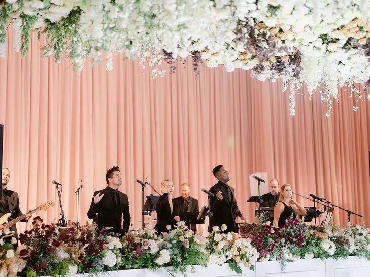 Đám cưới của cặp đôi Việt trên đất Mỹ, đội hình bê lễ đặc biệt-7