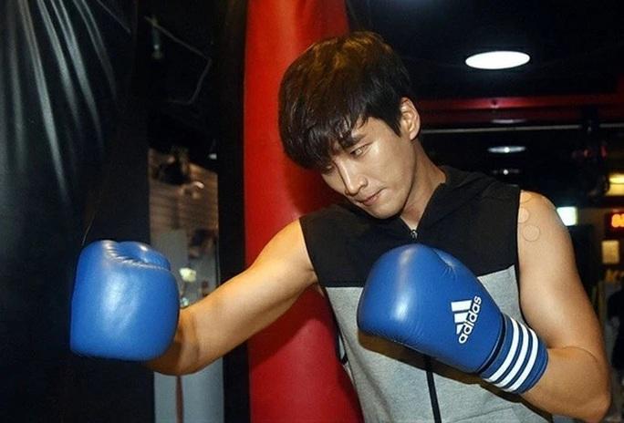 Những điểm đặc biệt của bạn trai mỹ nhân BlackPink-3