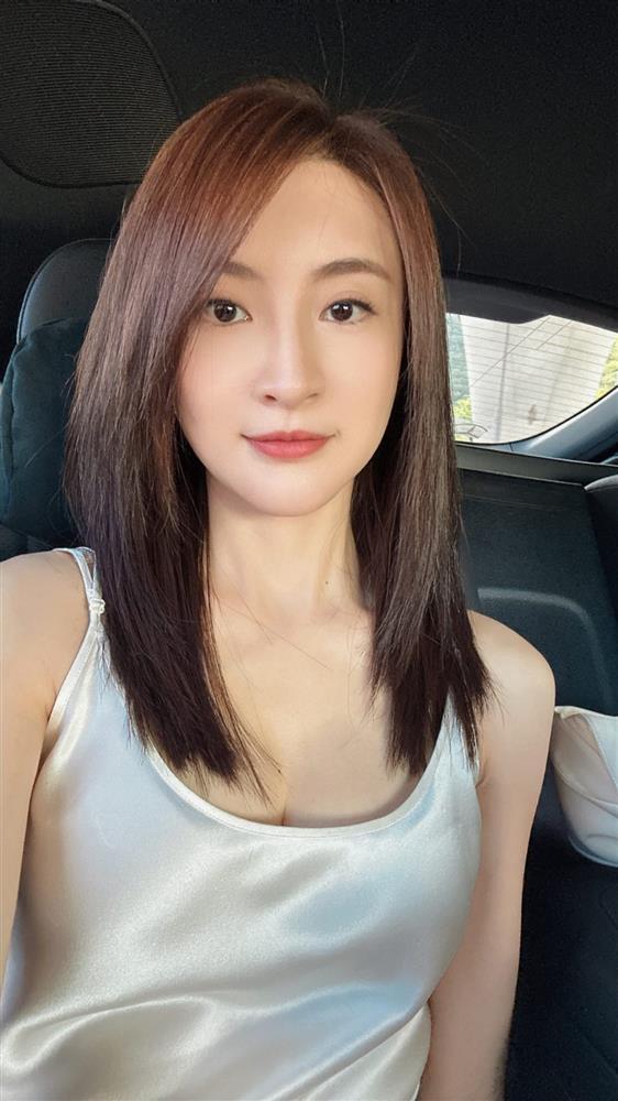 Tiểu thư xứ Cảng được chồng cho 300 tỷ nếu sinh con, U40 vẫn có vóc dáng nuột nà gây mê-2