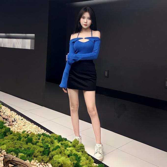 Sao nhí Bảo An ngày càng xinh đẹp, diện váy áo quyến rũ ở tuổi 17-5