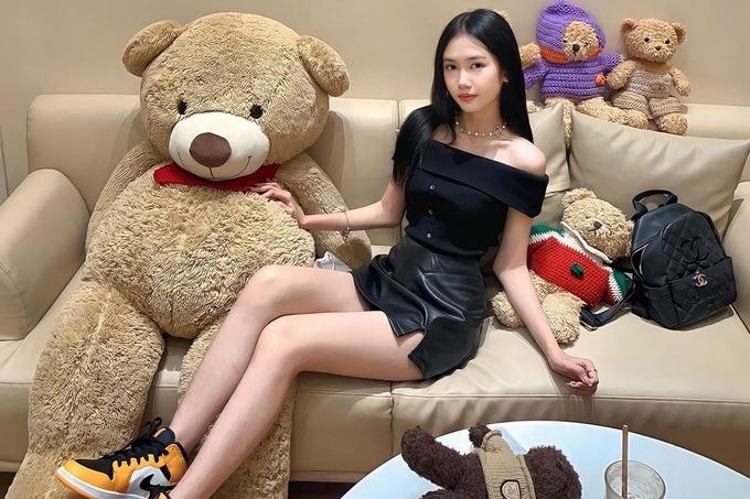 Sao nhí Bảo An ngày càng xinh đẹp, diện váy áo quyến rũ ở tuổi 17-6