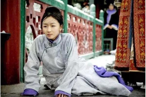 Khổ như cung nữ nhà Thanh, ngủ không được ngửa mặt lên trời-3