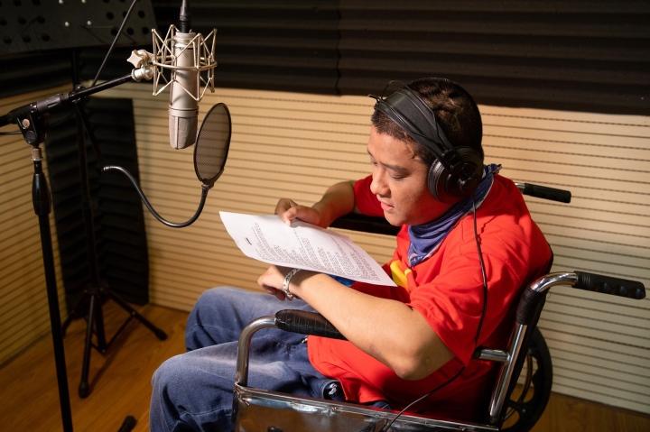 Liệt tứ chi, chàng trai Quảng Ninh truyền cảm hứng cho hàng trăm nghìn người chỉ với 1 ngón tay-6