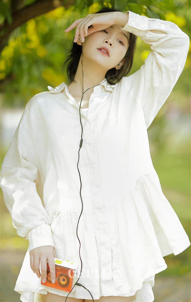 Vẻ sắc sảo ngoài đời của hot girl người Tày khác hẳn Ninh loe Món quà của cha-8