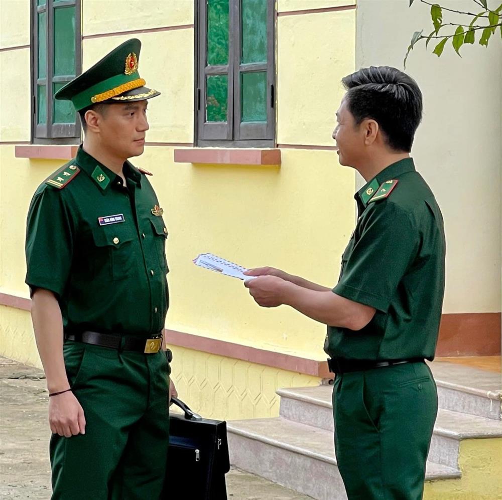 Sau 8 lần vào tù ra tội, Việt Anh hóa Bộ đội Biên phòng trong phim mới-3