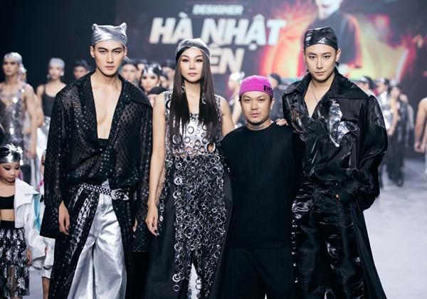 Anh Thư gợi cảm, đọ dáng Thanh Hằng, Hương Giang trên sàn diễn-6