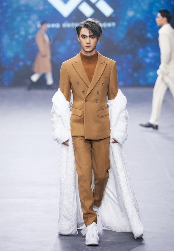 Anh Thư gợi cảm, đọ dáng Thanh Hằng, Hương Giang trên sàn diễn-9