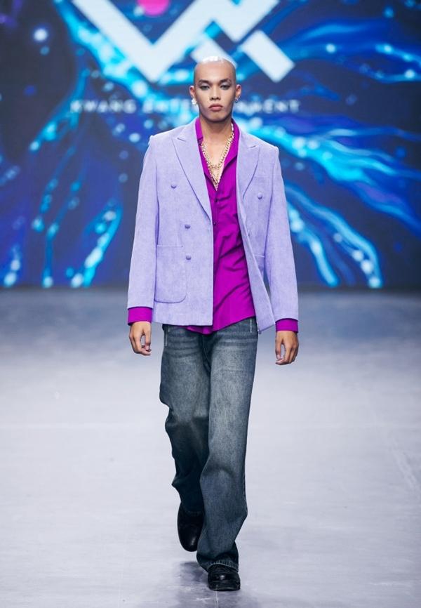 Anh Thư gợi cảm, đọ dáng Thanh Hằng, Hương Giang trên sàn diễn-10