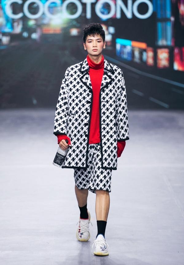 Anh Thư gợi cảm, đọ dáng Thanh Hằng, Hương Giang trên sàn diễn-17