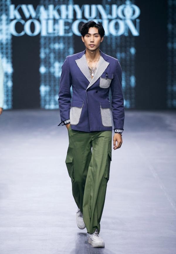 Anh Thư gợi cảm, đọ dáng Thanh Hằng, Hương Giang trên sàn diễn-22