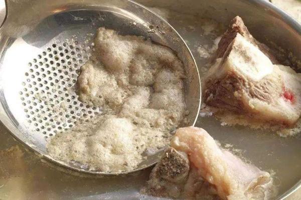 Cách luộc thịt không cần nước giúp món ăn ngọt đậm, không mất chất-2