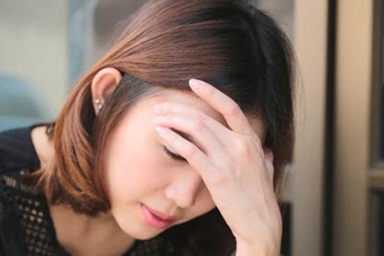 Hoang mang vì chồng mới cưới liên tục gọi nhầm tên tôi với người yêu cũ