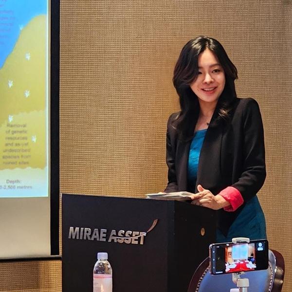 Màn lột xác gây sốc của nữ diễn viên phim 18+ tai tiếng một thời-4