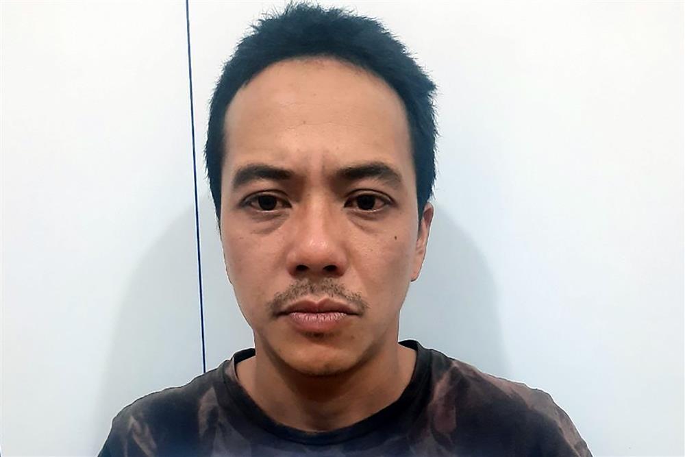 Lợi dụng đèo Bảo Lộc sạt lở, 3 người đào bẫy ô tô trên lối đi vòng Quốc lộ 28B-1