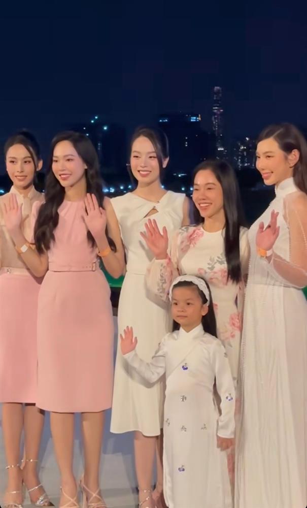 Minh Kiên đọ sắc bên các nàng hậu, Ý Nhi tiếp tục vắng mặt-2