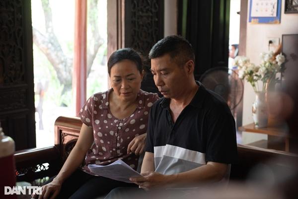 NSND Công Lý ăn cơm hộp, xúc động đọc kịch bản vào vai bố vợ khó tính-8