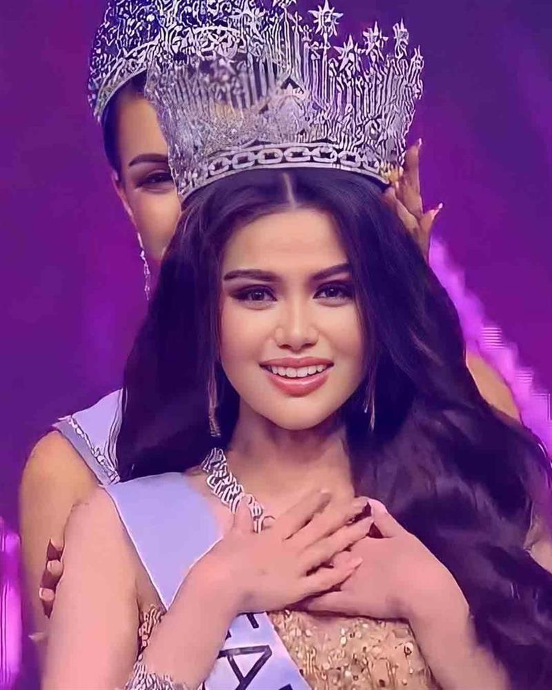 Chủ tịch Hoa hậu Hoàn vũ Indonesia bị tố ép thí sinh khỏa thân-2