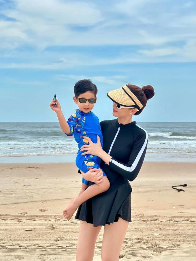 Đặng Thu Thảo 6 năm làm dâu hào môn: Mẹ 2 con rạng rỡ, ông xã cưng chiều-5