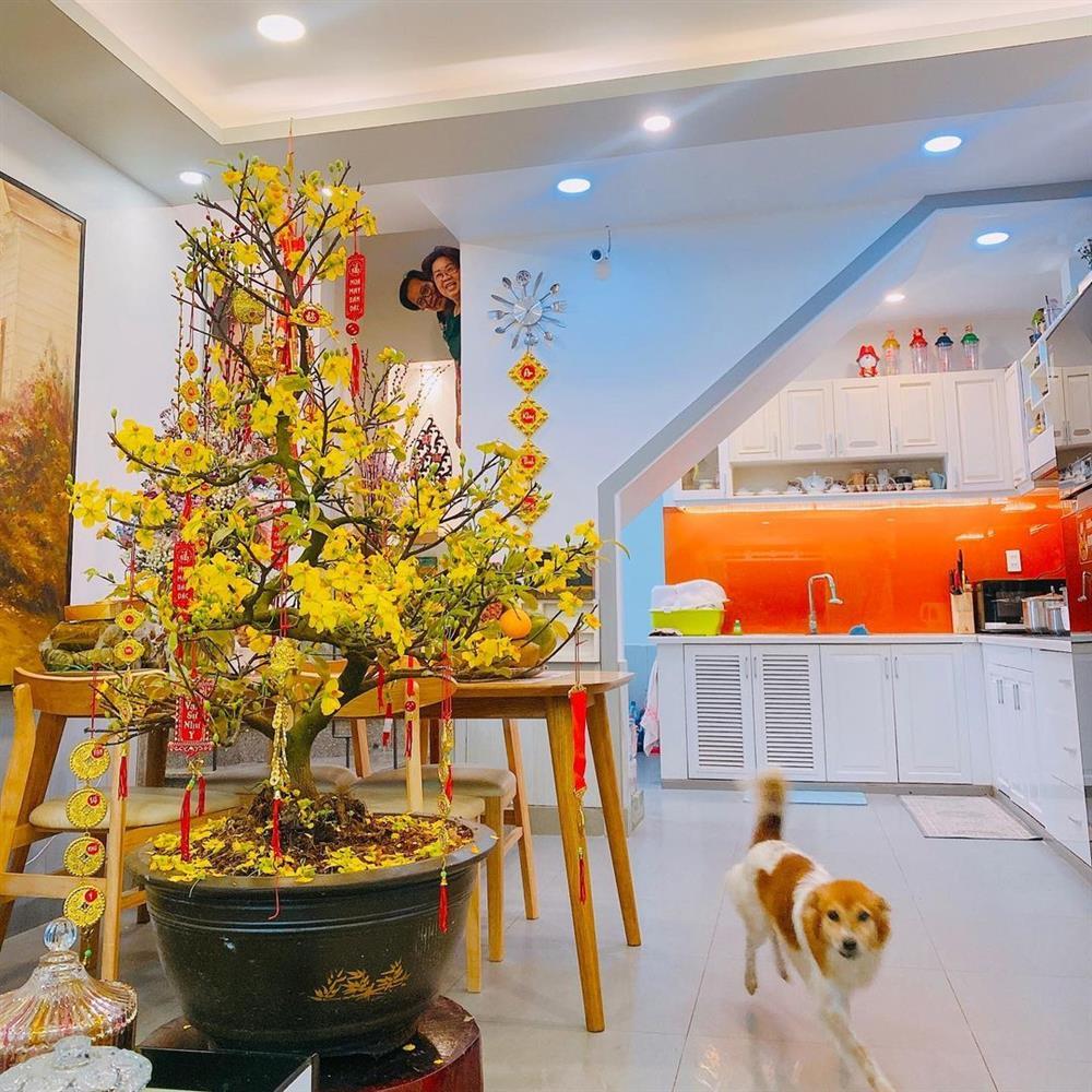 Khánh Vân nóng bỏng sau khi hết nhiệm kỳ, từng khoe hai ngôi nhà phong cách đối lập-12