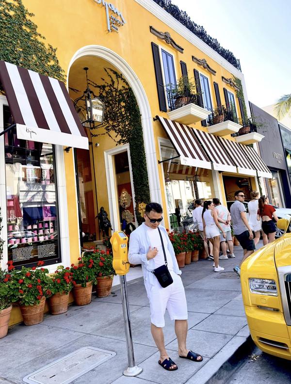 Phương Oanh - Shark Bình sau đám hỏi hoành tráng: Chú rể hack tuổi, cô dâu eo thon đáp trả tin đồn bầu bí-5