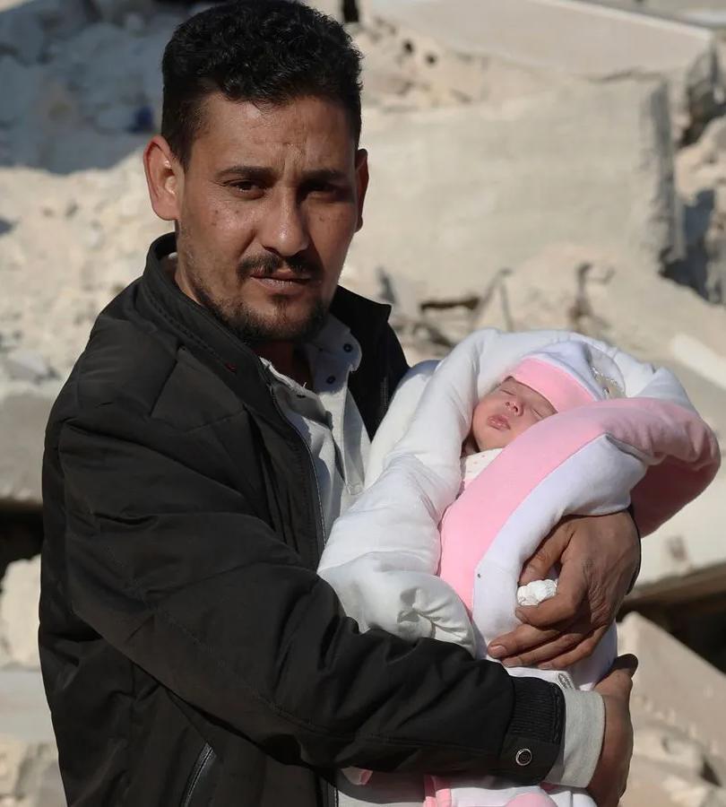 Em bé chào đời dưới đống đổ nát của thảm họa động đất Thổ Nhĩ Kỳ bây giờ ra sao?-3