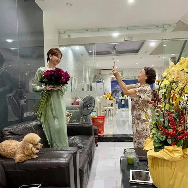 Mẹ chồng chiều con dâu Hari Won: Không ép làm việc nhà, chăm chút như con đẻ-7