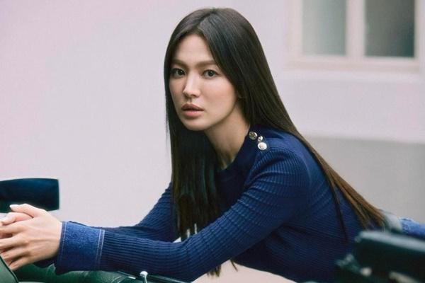 Song Hye Kyo lộ tính cách thật qua lời kể của tượng đài nhan sắc Kim Hee Sun-5