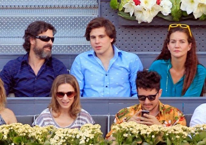 Con trai tài tử nổi tiếng bị nghi sát hại và phân xác bạn tình đồng giới-3