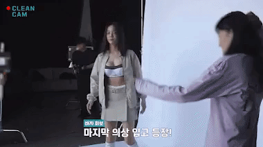 Bức hình gây sốt của sao nữ Hẹn Hò Chốn Công Sở-4